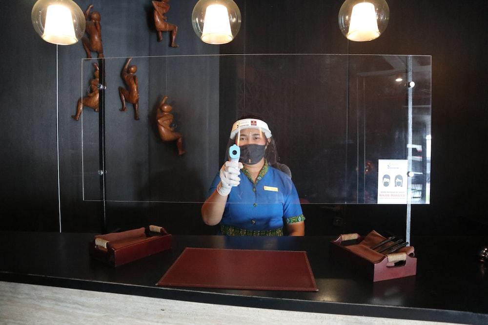 J Hotel Kuta Kuta Lombok Eksteriør bilde