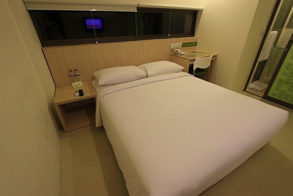 J Hotel Kuta Kuta Lombok Eksteriør bilde