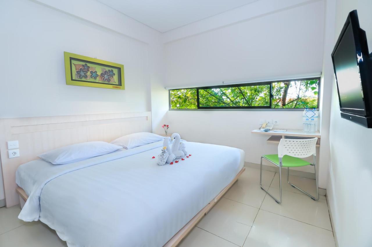 J Hotel Kuta Kuta Lombok Eksteriør bilde