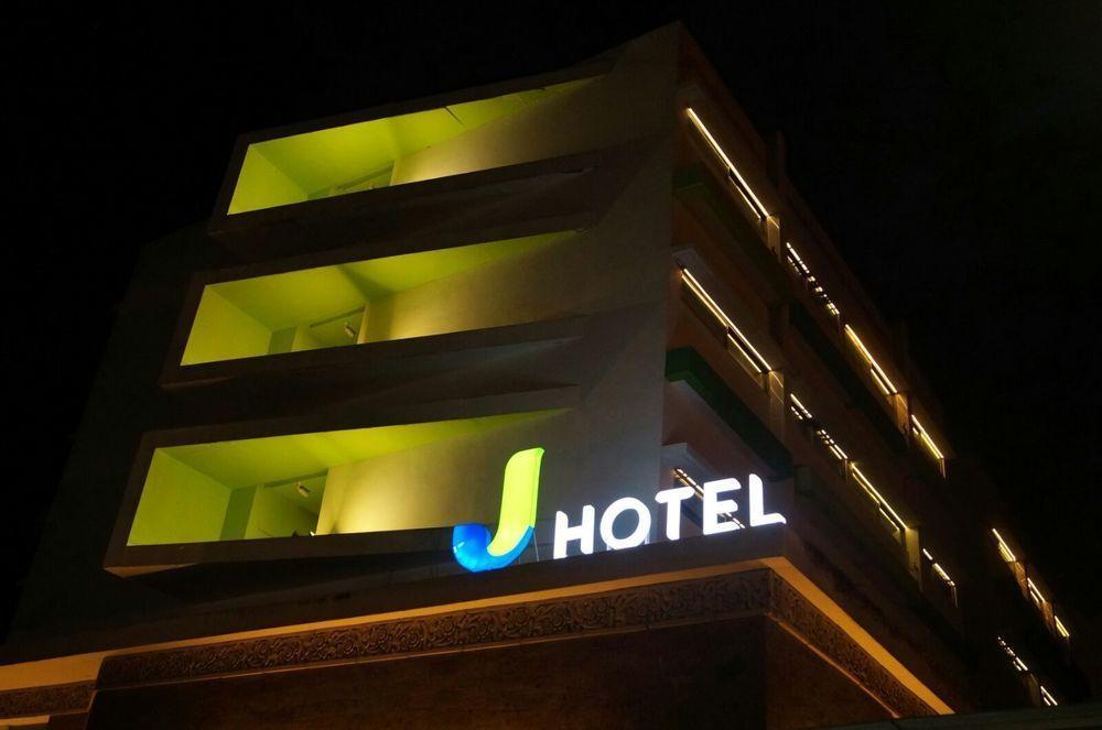J Hotel Kuta Kuta Lombok Eksteriør bilde