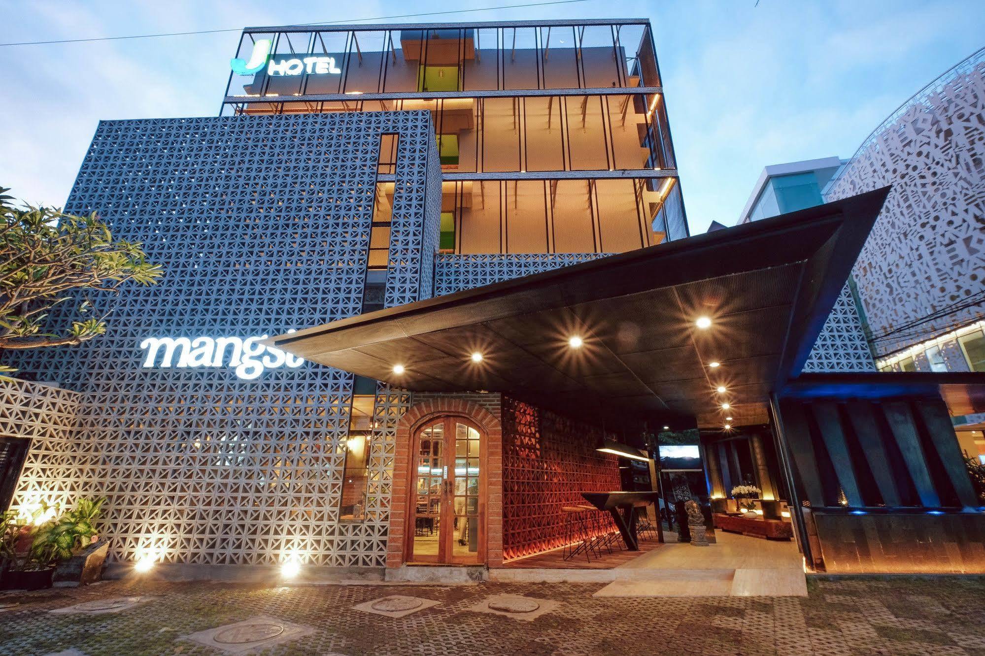 J Hotel Kuta Kuta Lombok Eksteriør bilde