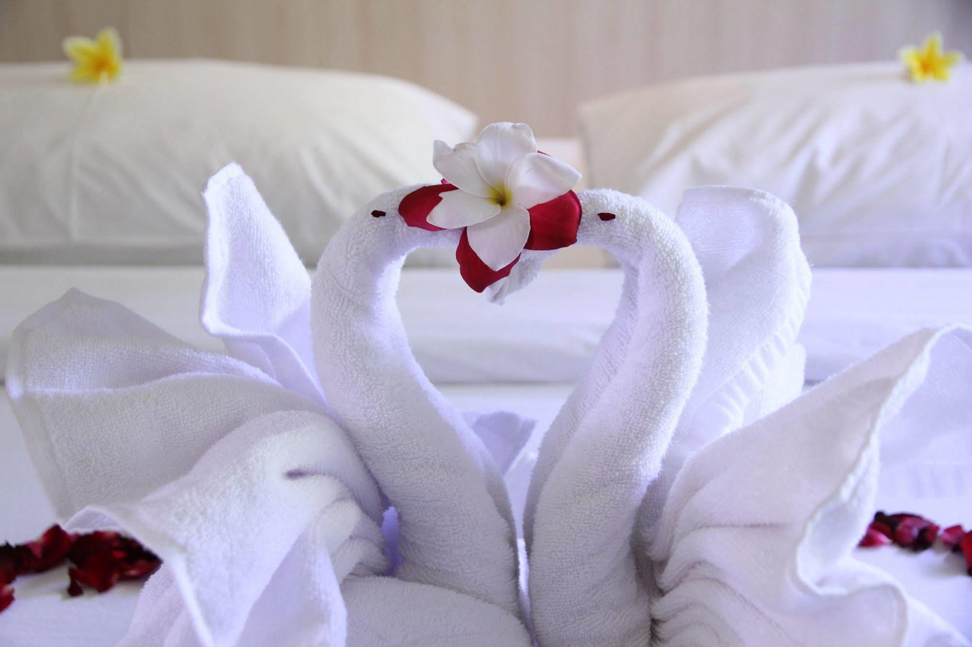 J Hotel Kuta Kuta Lombok Eksteriør bilde